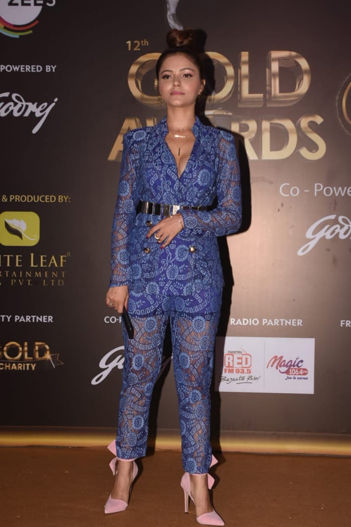 Gold Awards 2019: Sunny Leone, Kubbra Sait, Others Bring Their Fashion A-Game