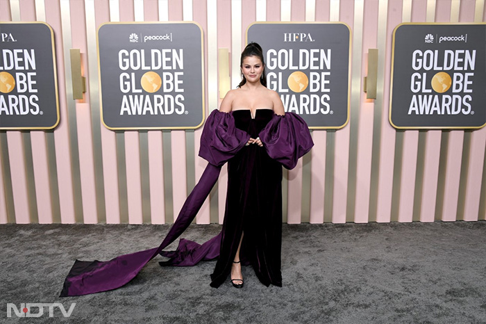 Golden Globes Fashion: रेड कार्पेट पर मार्गोट रॉबी, सेलेना गोमेज़ समेत इन सितारों ने बिखेरा जलवा