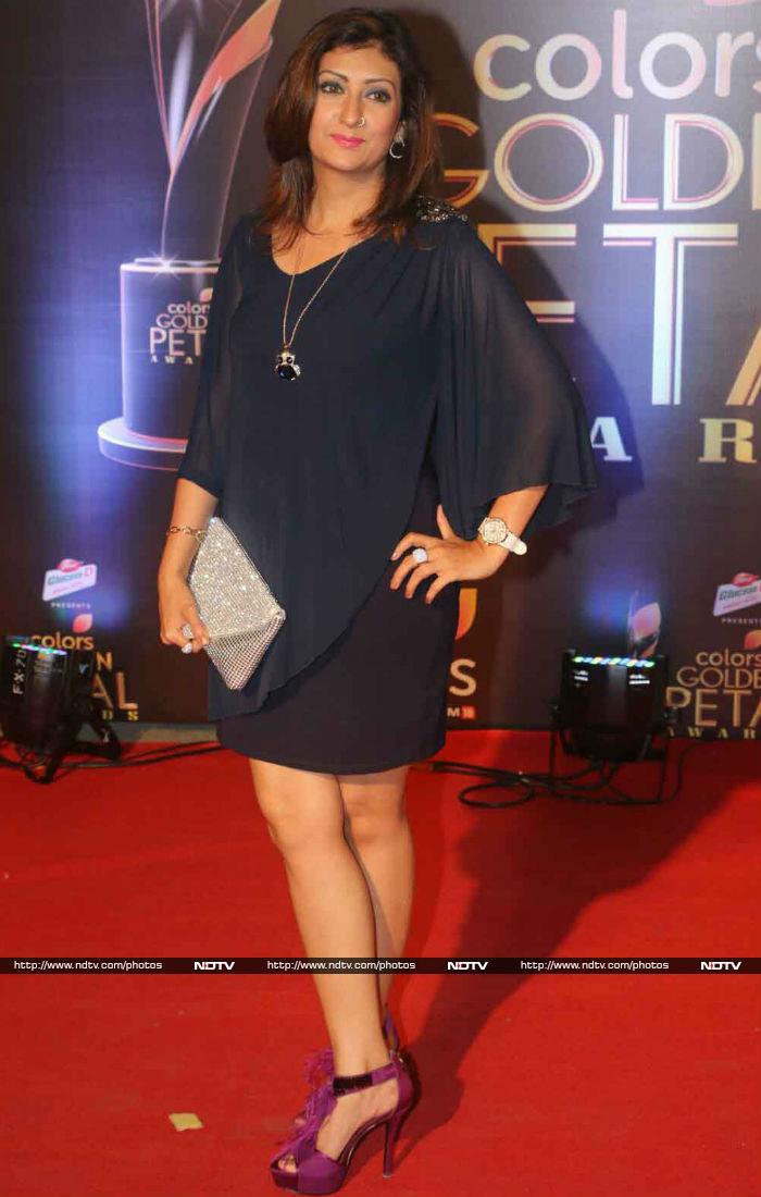 Actress Juhi Parmar also walked on the red carpet.