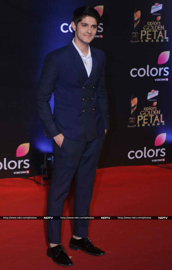 Rohan Mehra came dressed in a blue jacket and trousers.