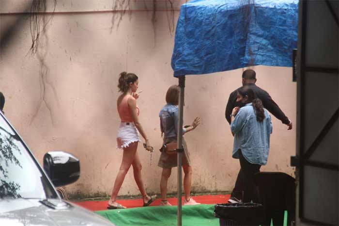 The paparazzi got a glimpse of actress Ananya Panday on what appears to be the work sets.