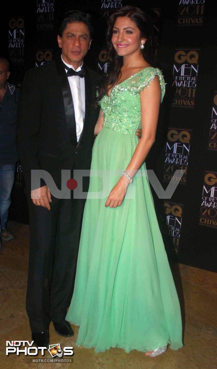 SRK-Anushka at GQ India Men of the Year Awards 2011