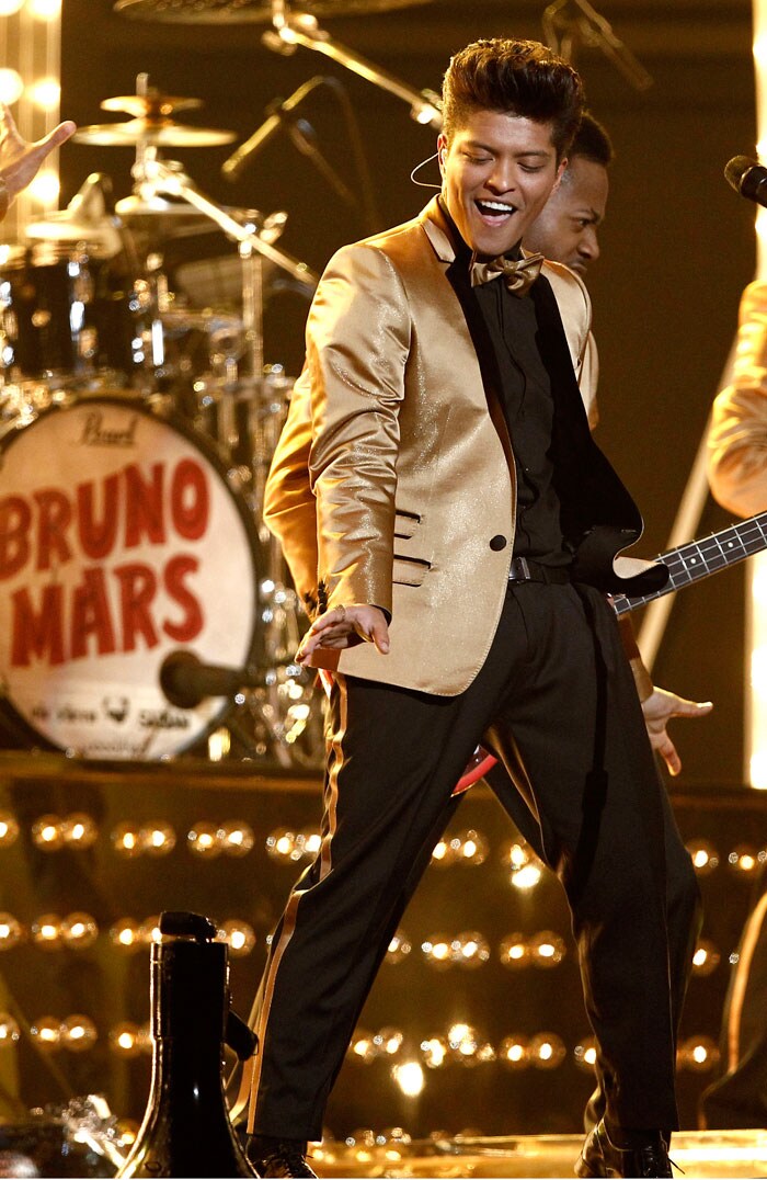 Grammys 2012: Show-stopping performances