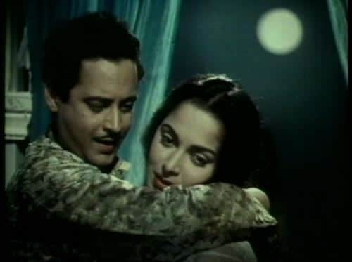 <b>His muse</b>: Guru Dutt is also credited for introducing Waheeda Rehman to Hindi cinema. Apparently, he was madly in love with her.