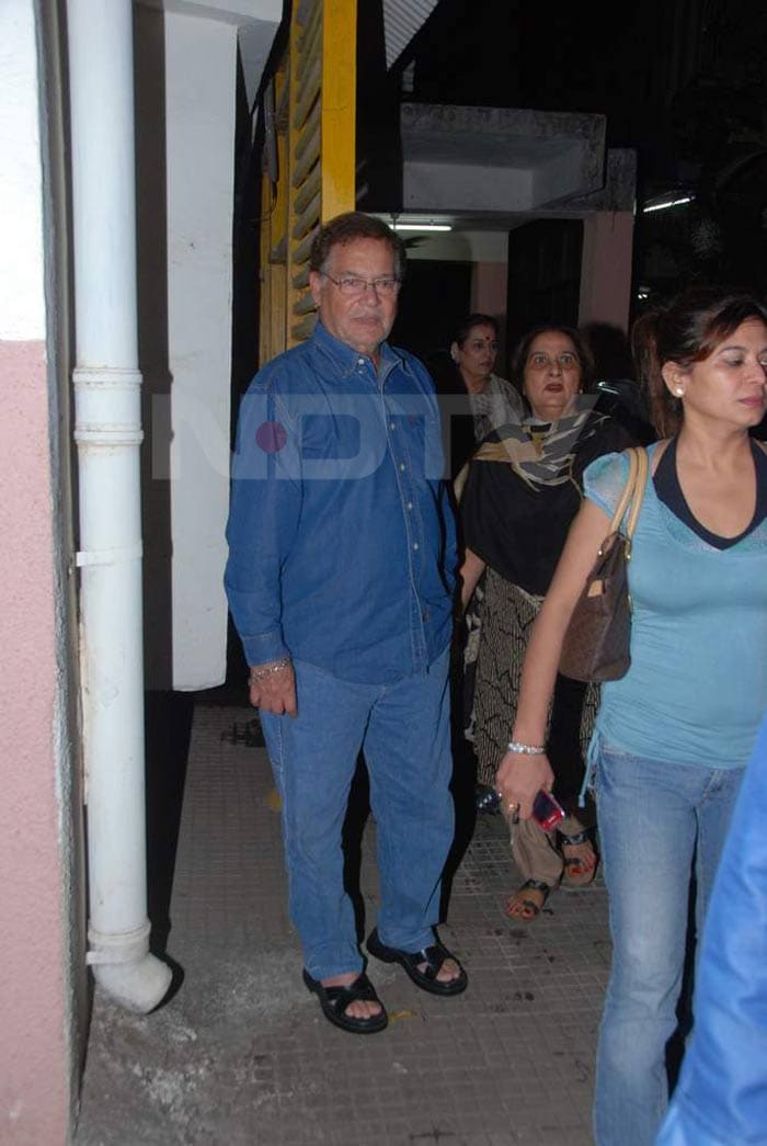 Sallu's dad Salim Khan at the premiere.