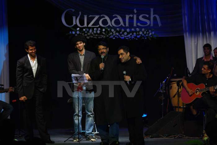 Ash, Hrithik at Guzaarish music launch