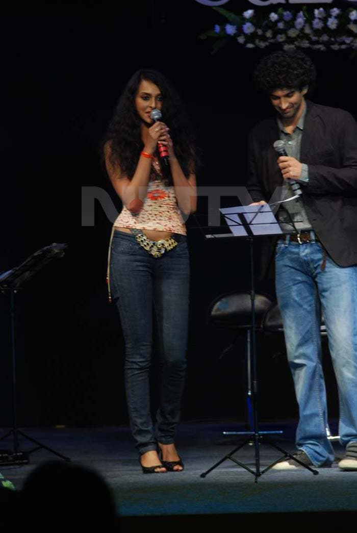 Ash, Hrithik at Guzaarish music launch