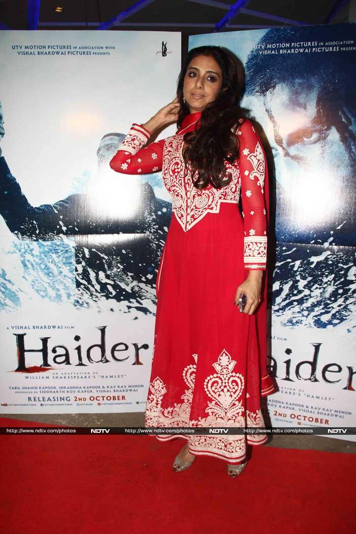 To Big B or Not to Be: Haider\'s Filmy Date With Bollywood