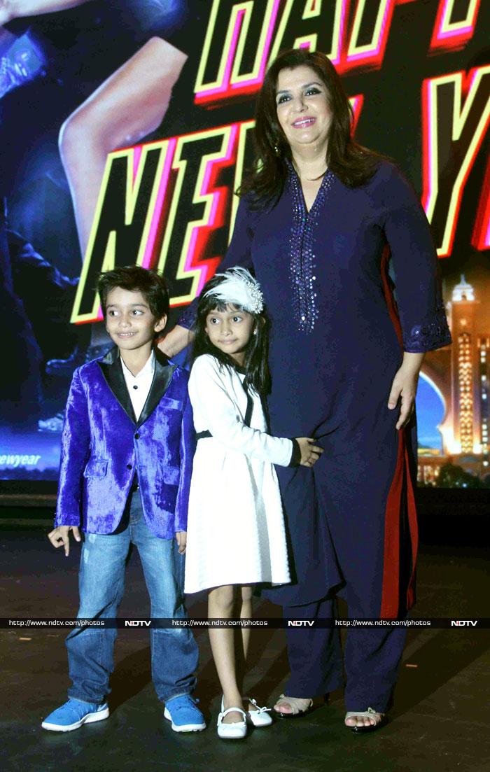 Shiny, Happy Indiawaale: SRK, Deepika & Gang