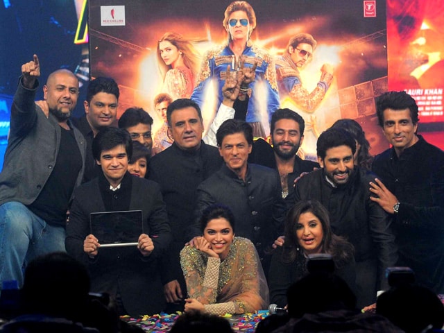 Photo : Deepika, SRK, Indiawaale Launch Happy New Year Music