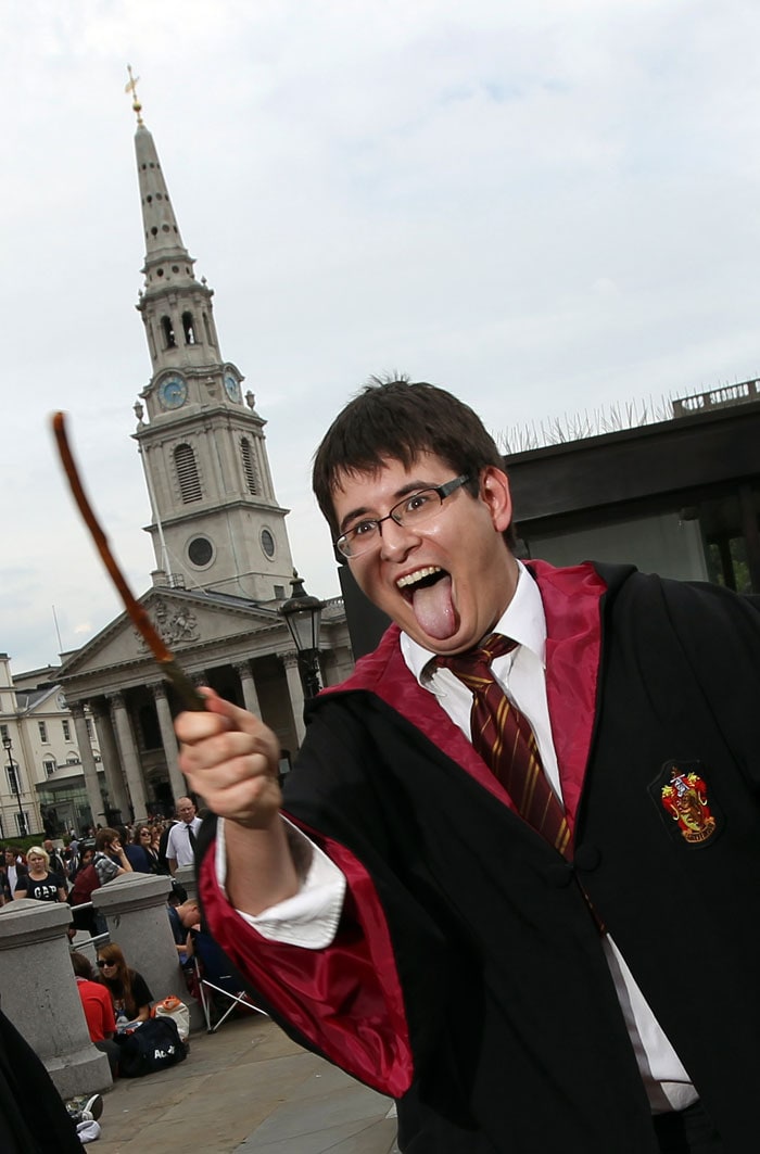 Fan frenzy ahead of Harry Potter premiere