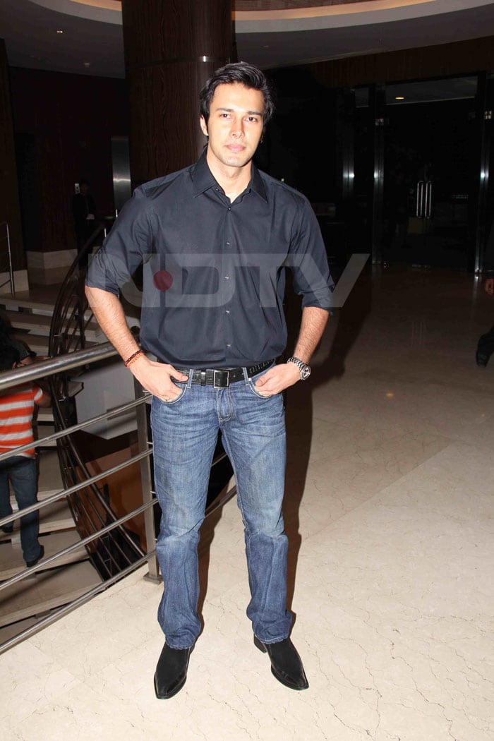 <i>1920</i> hunk Rajneesh Duggal works his way across the floor.