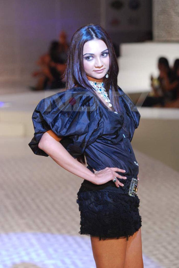 Ira Dubey poses for the camera. Ira walked the ramp for Maheep Kapoor.