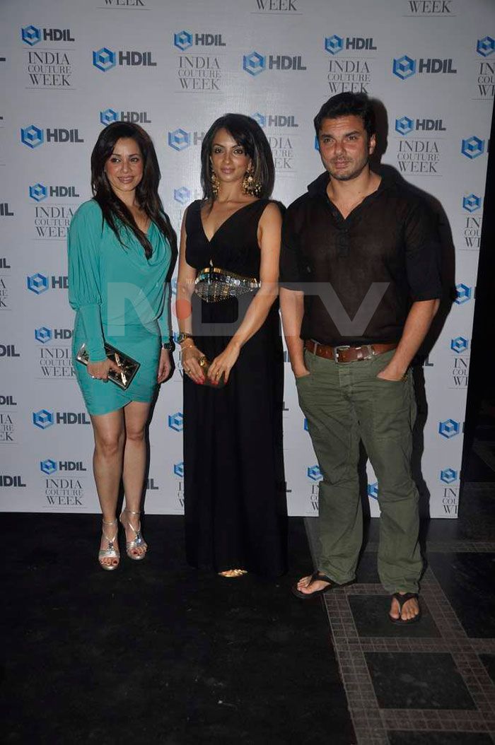 Neelam, Seema Khan and Arbaaz Khan at the event.