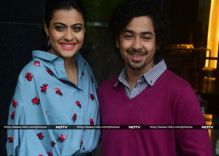 Aaila, Eela! Pics From Kajol And Riddhi Sen\'s Latest Outing