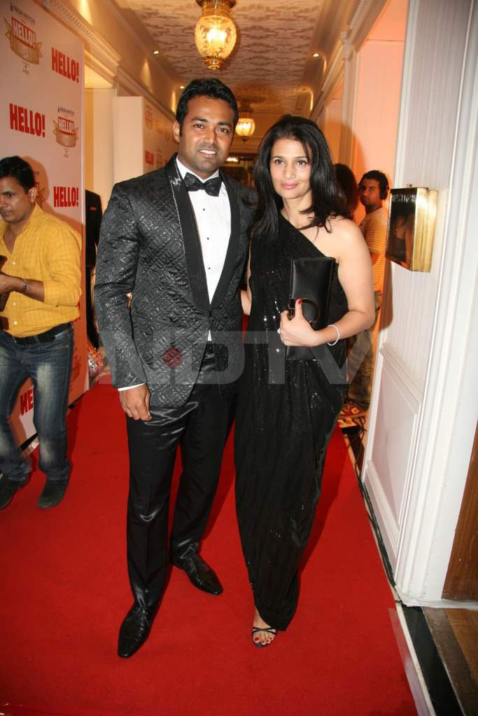 Match Point: Leander Paes and wife Rhea are colour coordinated