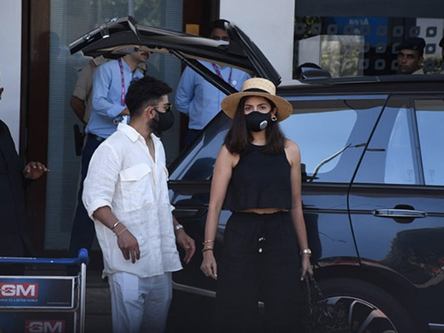 Holiday Over, Anushka Sharma And Virat Kohli Fly Home