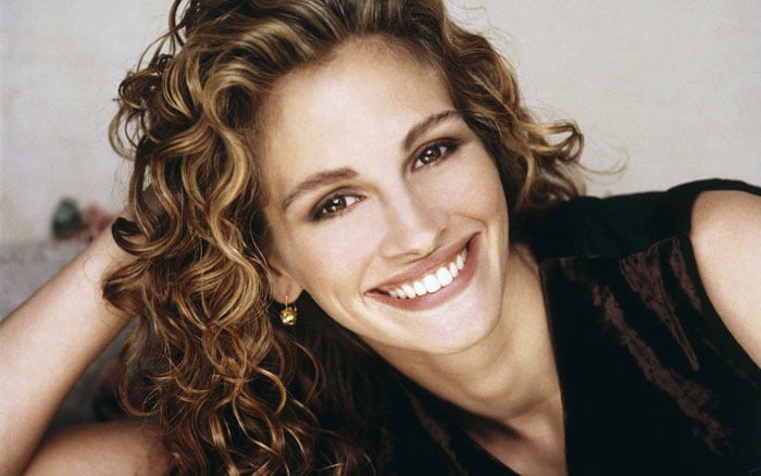 Pretty woman Julia Roberts, who won an Oscar for <i>Erin Brockovich</i> has three kids - five-year-old twins Hazel and Phinnaeus and a three-year-old Henry Daniel Moder. The actress is relishing marriage and motherhood - "We are happy as clams," she said - and works only when she wants to. "I am fulfilled by my own life on an hourly basis. Every little moment is amazing if you let yourself access it. I learn that all the time from my kids; children are so filled with wonder. My youngest son" - Henry, almost three - "woke up at 5 a.m. the other morning and said to me, It's a beautiful day, Mama! What s more precious than that?"<br><br>