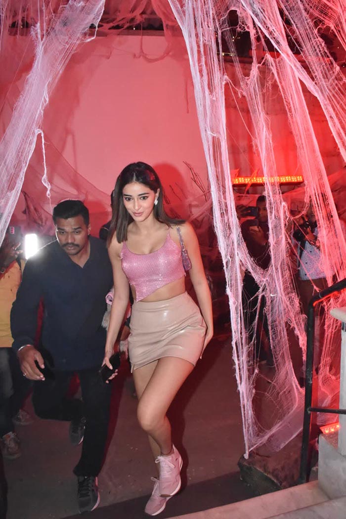 How Sara Ali Khan, Ananya Panday, Aryan Khan, Janhvi Kapoor And Others Lit Up Orhan Awatramani"s Halloween Party