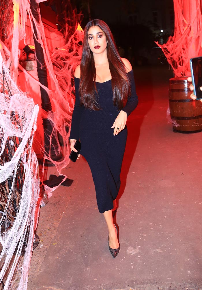 How Sara Ali Khan, Ananya Panday, Aryan Khan, Janhvi Kapoor And Others Lit Up Orhan Awatramani"s Halloween Party