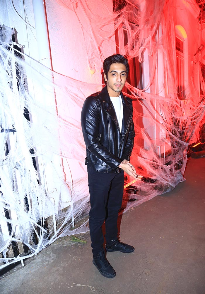 How Sara Ali Khan, Ananya Panday, Aryan Khan, Janhvi Kapoor And Others Lit Up Orhan Awatramani"s Halloween Party