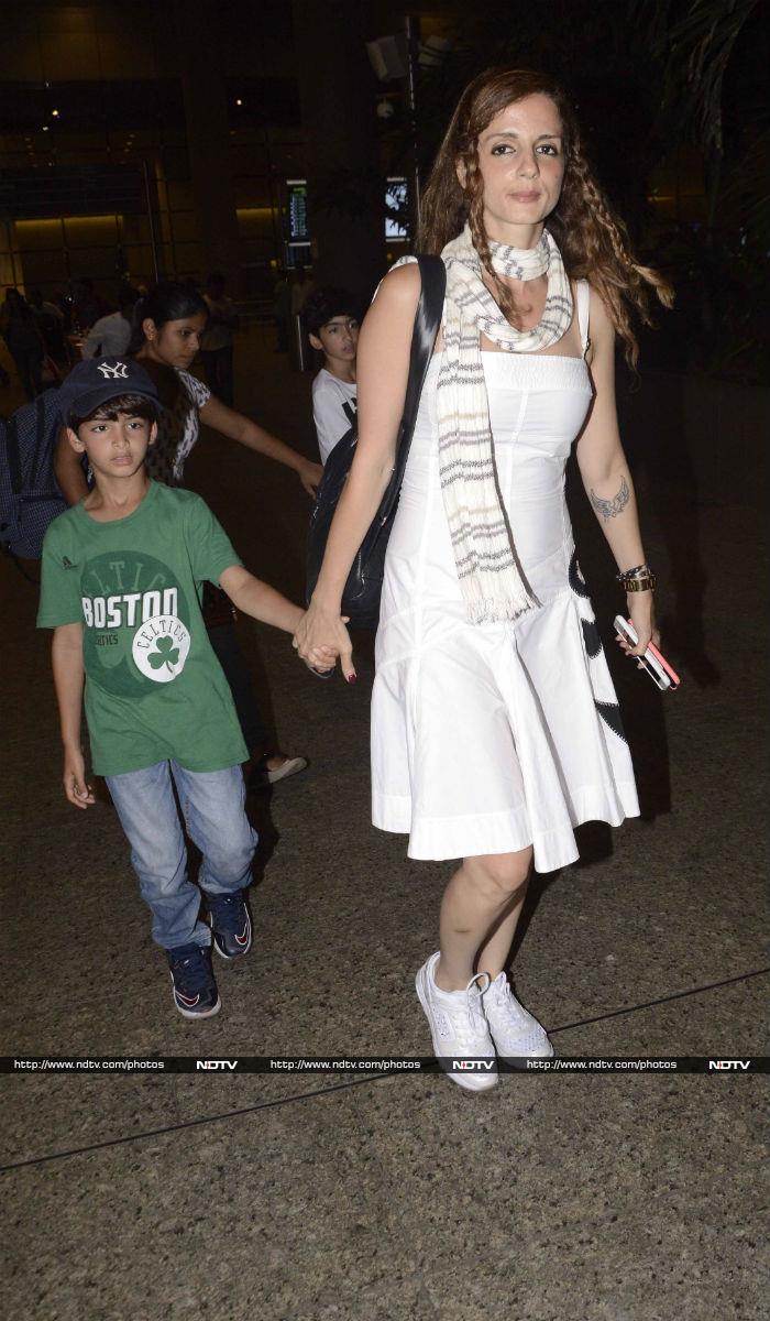 Jet Set Go: Sussanne Khan at the Airport With Hrehaan and Hridhaan