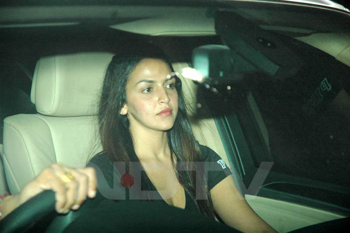 Esha Deol doesn't seems to be in a good mood as she arrives for Zayad Khan marriage anniversary party.