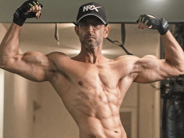 ऋतिक रोशन के 6 पैक एब्&zwj;स