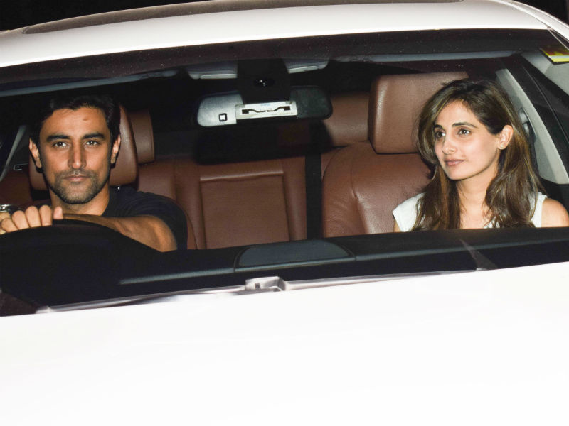 Inside Hrithik's Birthday Bash With Sussanne, Naina And Kunal