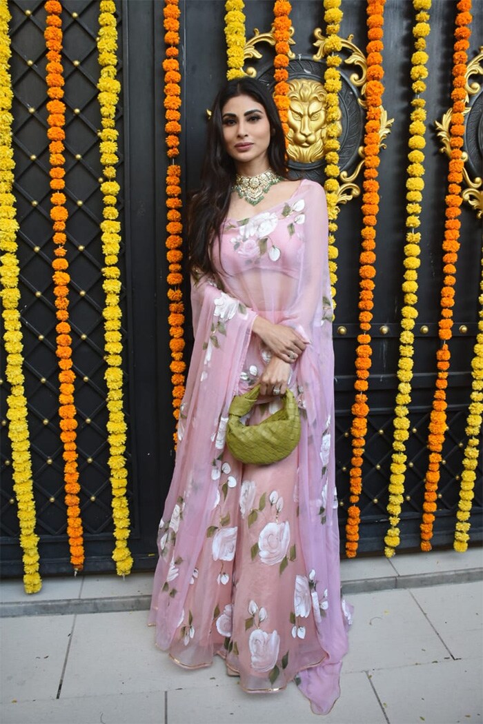 Huma Qureshi, Mouni Roy And Karan Kundrra Lit Up Ekta Kapoor"s Ganesh Chaturthi Brunch Like This