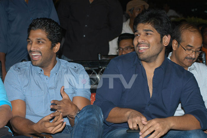 Brothers Allu Arjun and Allu Sirish have reason to laugh.