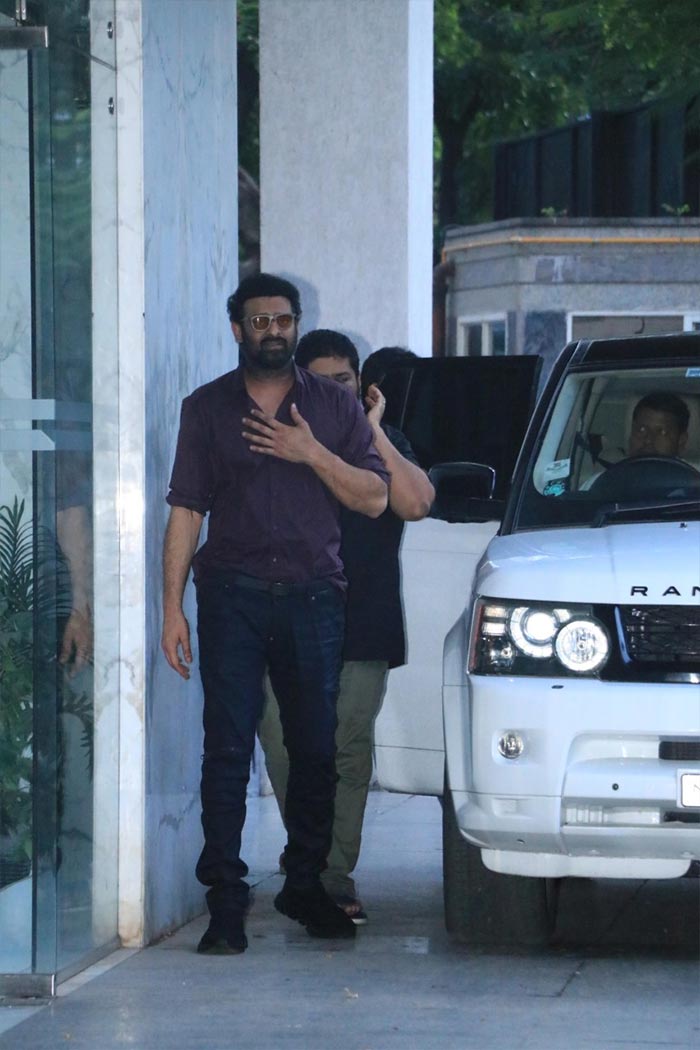 Adipurush Stars Prabhas And Saif\'s Day Out