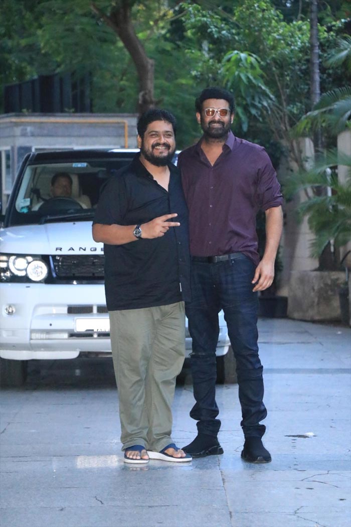 Adipurush Stars Prabhas And Saif\'s Day Out