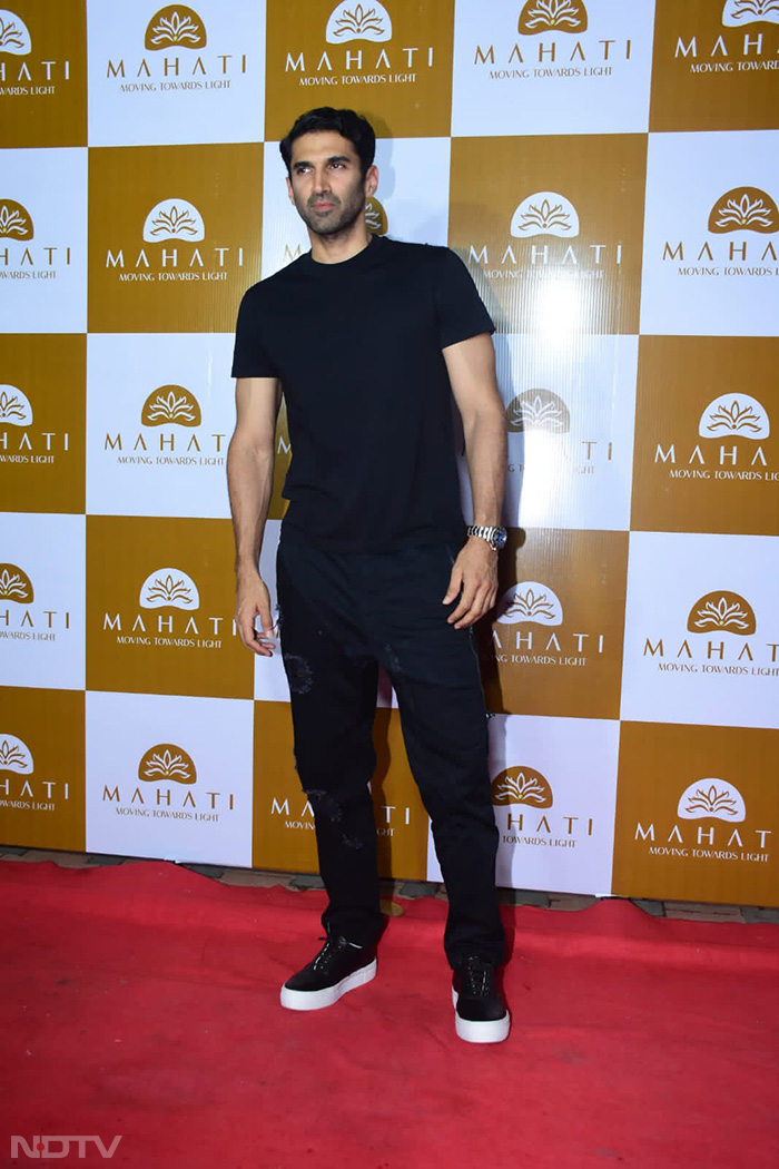 Aditya Roy Kapur was spotted at an event.  (Image Courtesy: Varinder Chawla)