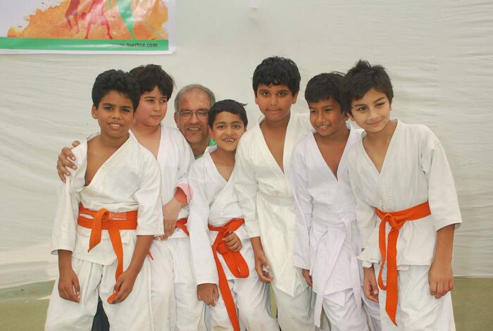 Ibrahim (extreme right) with his team.