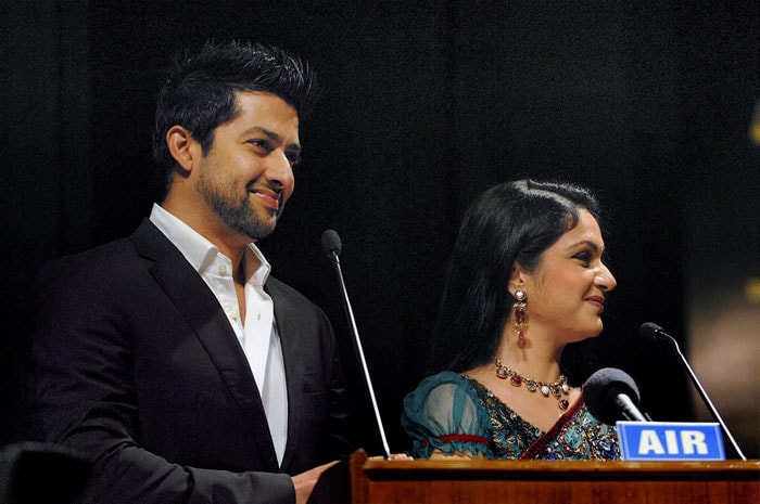 Bollywood actors Aftab Shivdasani and Gracy Singh at the opening ceremony of the 41st International Film Festival of India. (Photo: PTI)