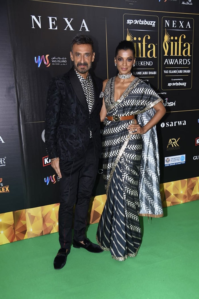 IIFA 2022: Ananya, Sara And Kriti Rule The Green Carpet And How