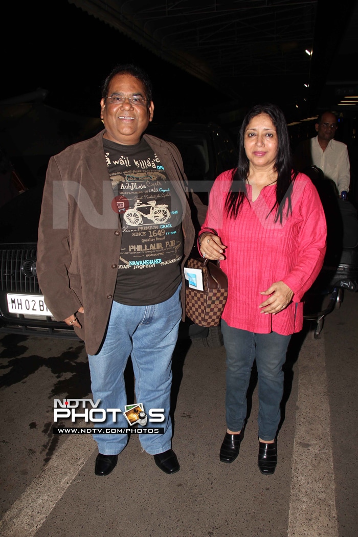 Actor turned director Satish Kaushik and wife are geared up for the IIFA Awards.