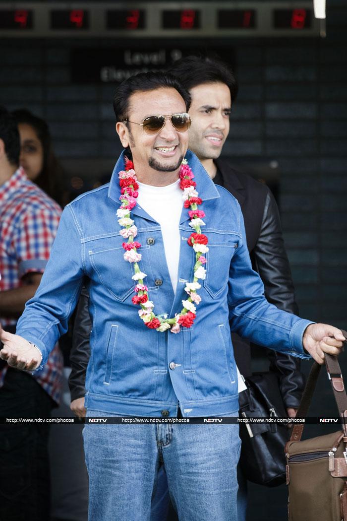 This 'bad-man' who is loved equally by Bollywood fans across continents. Gulshan Grover looked super excited to be in Tampa.