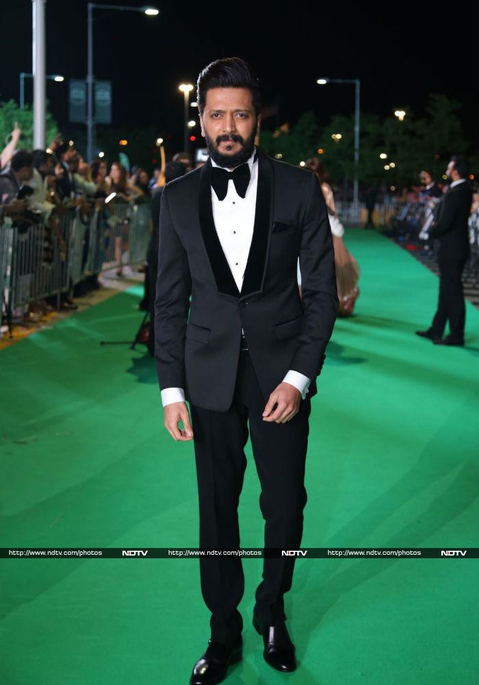 IIFA Awards 2017: Salman, Alia And Shahid\'s Shaandaar Green Carpet Show