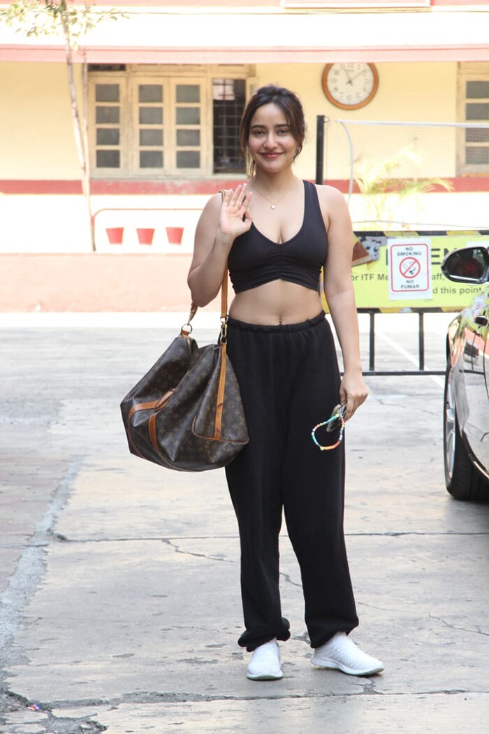 Neha Sharma wore a casual outfit on Friday.