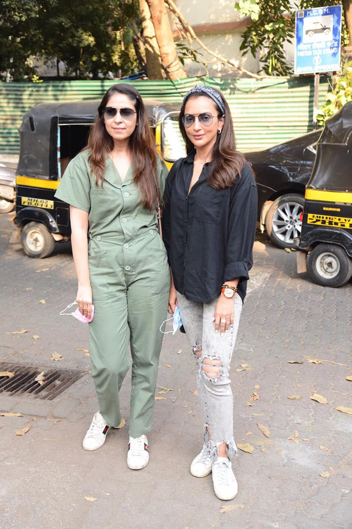 Chunky Panday's wife Bhavana Pandey along with her friend Seema Khan were spotted in Mumbai.