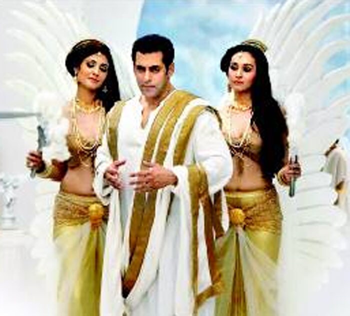 Being angelic: Salman in Bigg Boss 7