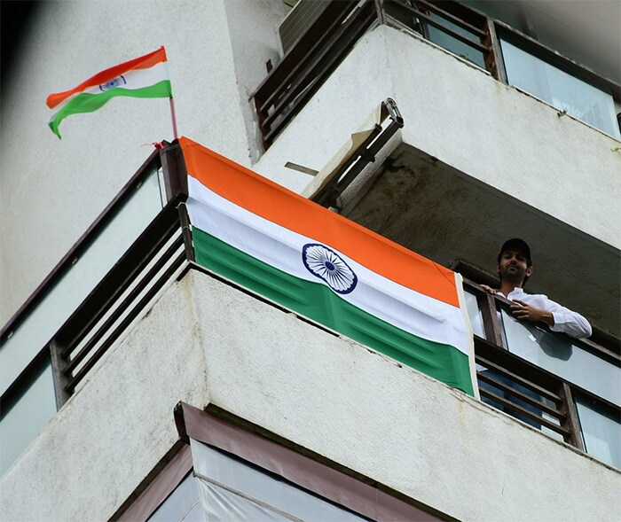 Independence Day: Shehnaaz Gill, Kartik Aaryan Wave The Tricolour