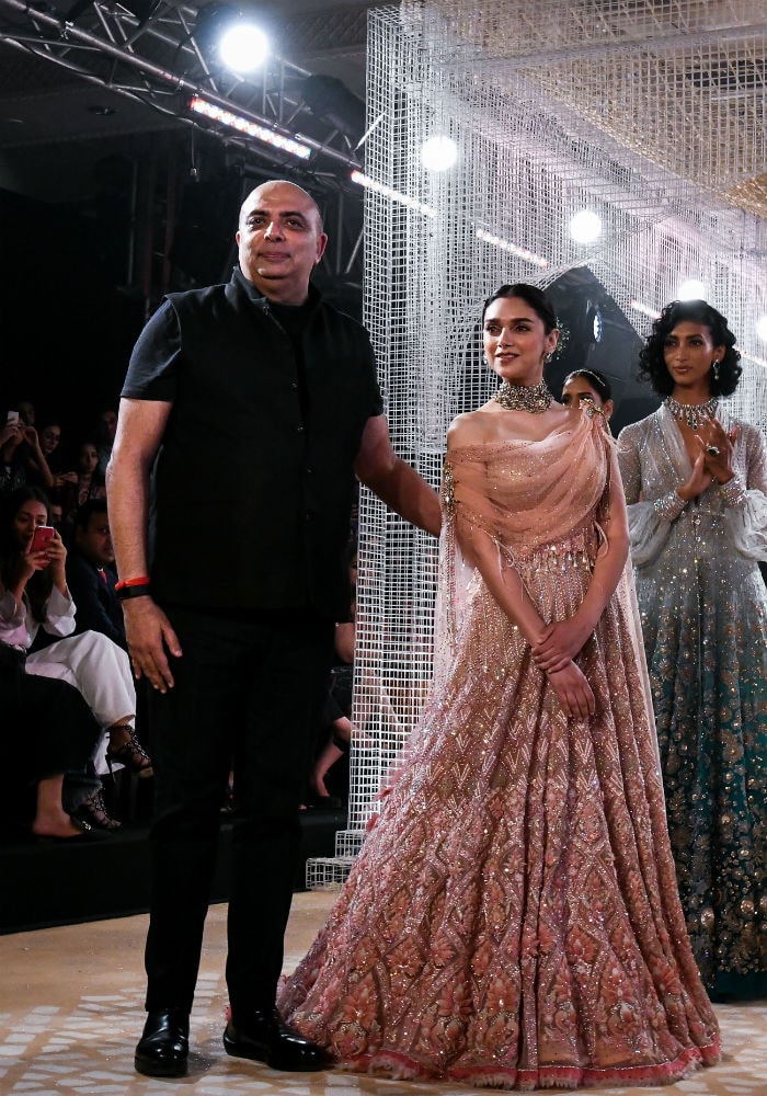 Kangana Ranaut, Aditi Rao Hydari Are Queens Of Fashion