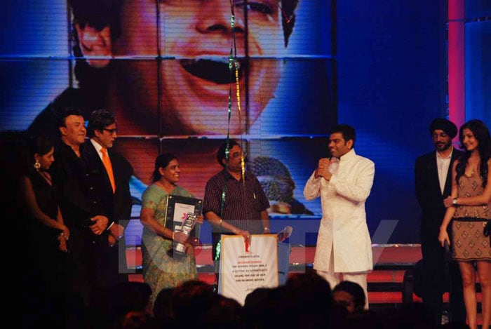 From left: Sunidhi, Anu Malik, Big B, Sreeram's parents, Sreeram and actress Anushka Sharma.