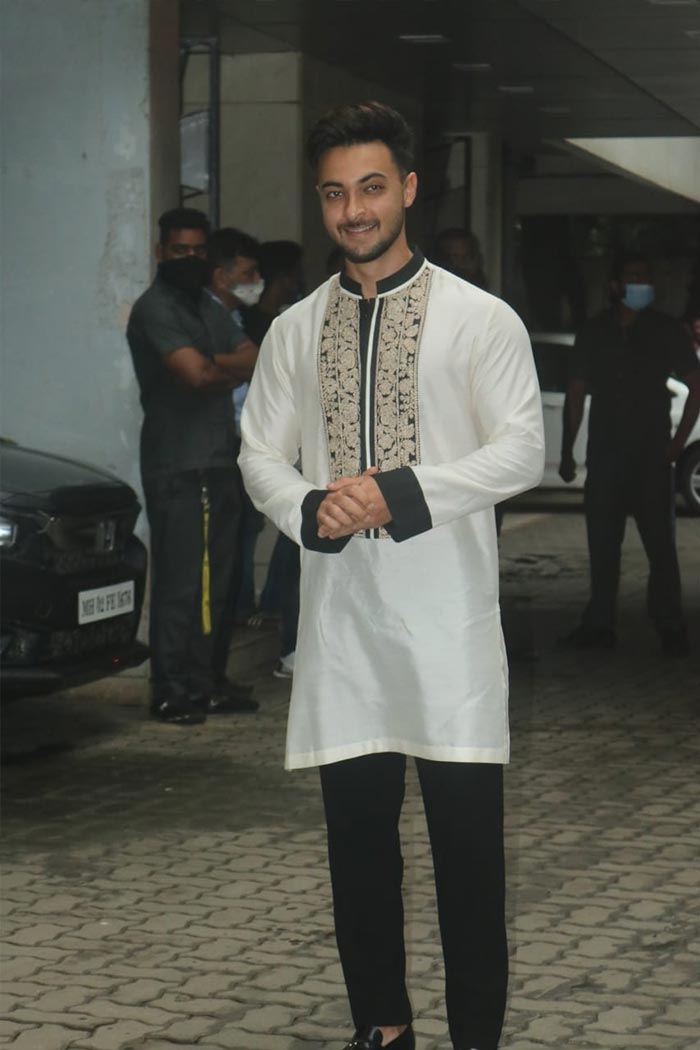 Meanwhile, Aayush Sharma was spotted at Sohail Khan's Ganesh Chaturthi celebrations.