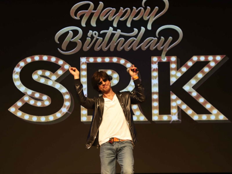 Photo : Here's How Shah Rukh Khan Celebrated His  54th Birthday
