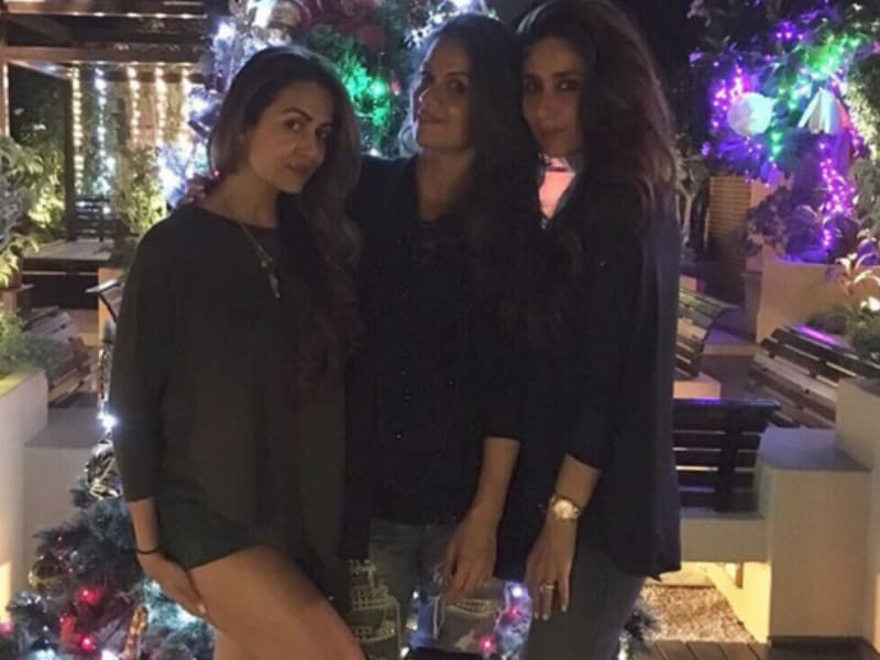 Photo : Kareena, Priyanka, Shilpa's Sunday Was a Fun-Day