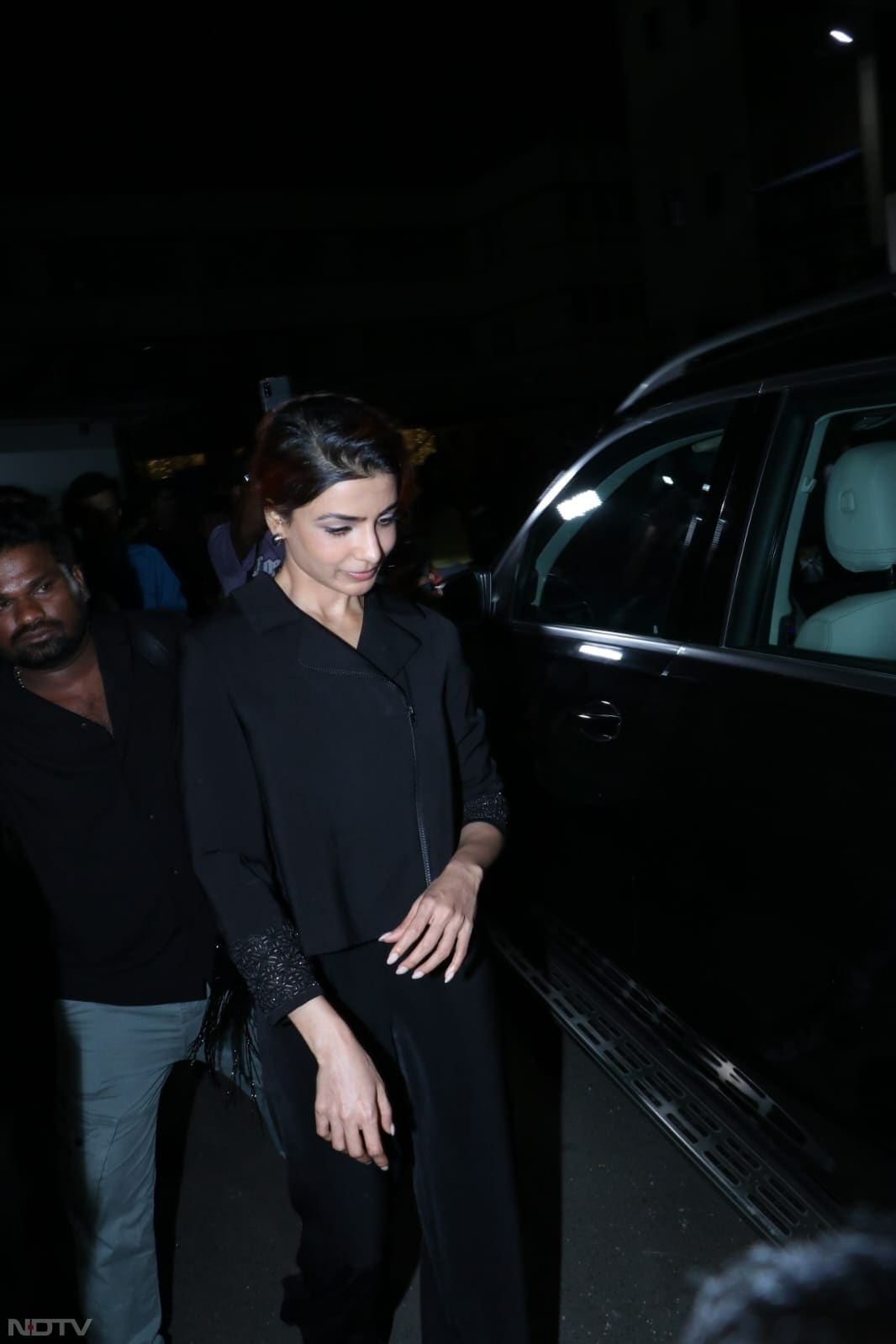 Samantha Ruth Prabhu looked stunning in black (Image Courtesy: Varinder Chawla)